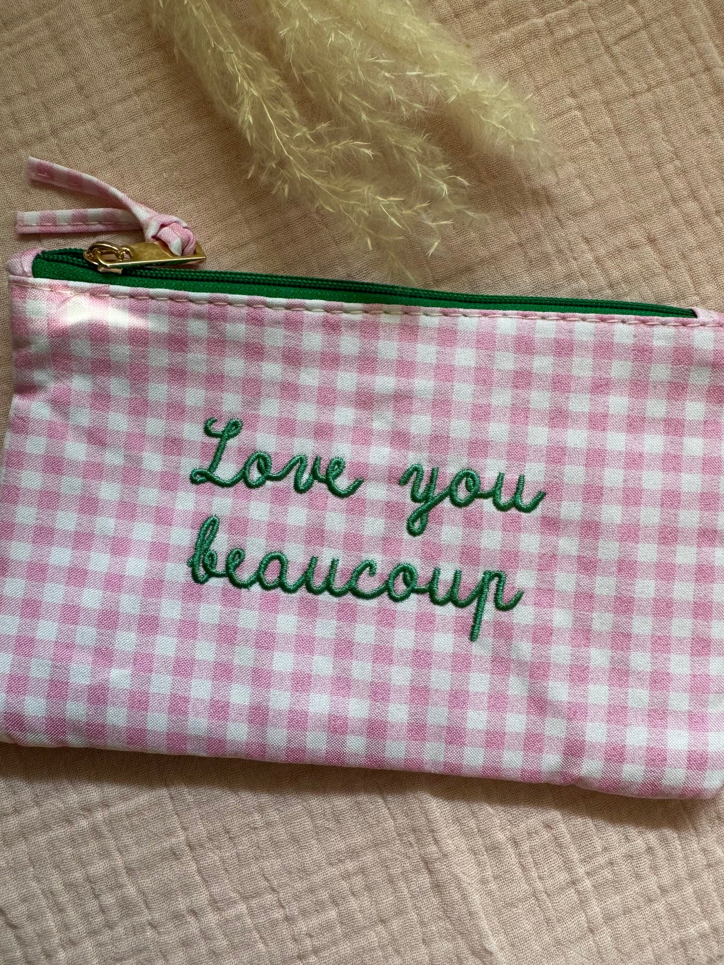 Pochette « love you beaucoup »